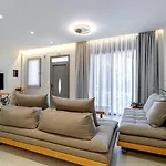 Sailors Luxury *