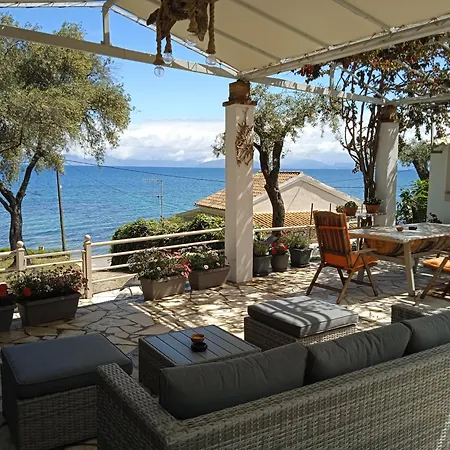 Sailors Luxury Ferienhaus Agia Pelagia Chlomou